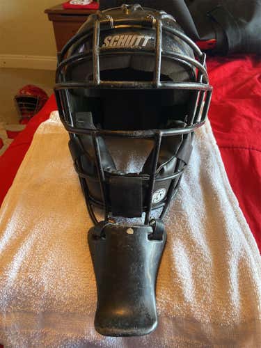 Kid Pitch (9YO-13YO) Schutt Catcher's Mask