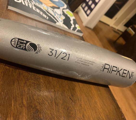 Kid Pitch (9YO-13YO)  Alloy Ripken AZ3000 special edition (-10) 21 oz 31" Bat