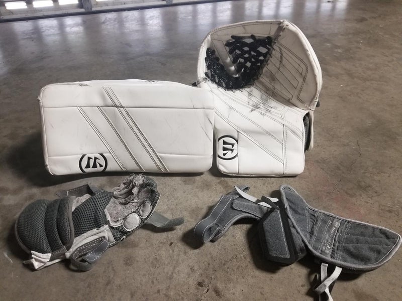 Warrior Ritual G4 Sr Glove and Blocker (White)