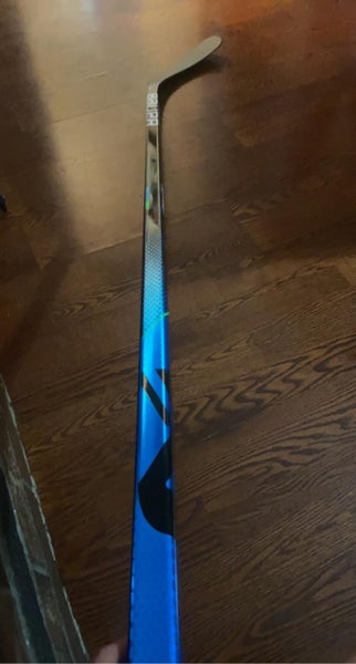 Senior Right Handed Nexus Geo Mid Pattern Pro Stock Hockey Stick