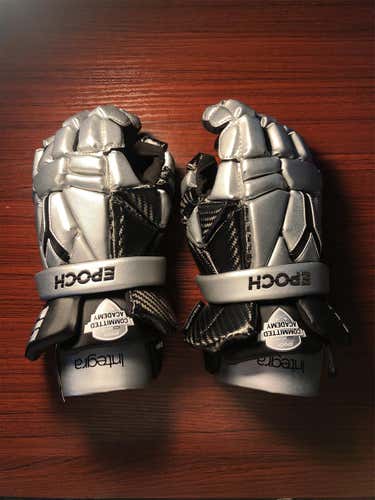 Silver New Player's Epoch Integra 13" Lacrosse Gloves