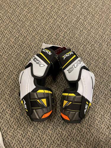 Senior Large CCM Super Tacks AS1 Elbow Pads
