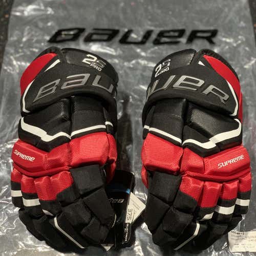Red/Black Senior Bauer Supreme 2S Pro 13" Gloves