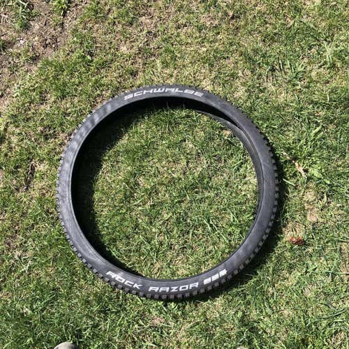 Schwalbe Rock Razor 27.5 Mountain Bike Tire