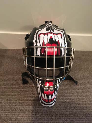 Black Used Junior CCM 1.5 Goalie Mask