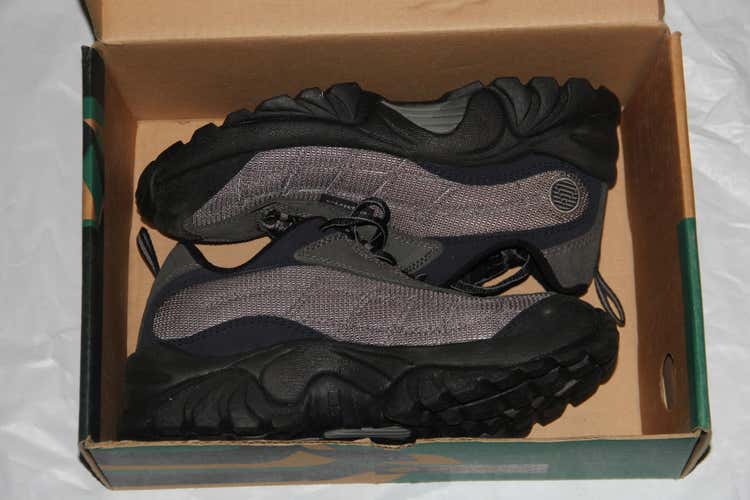 NEW  Alpina trekking hikeing boots shoes size 38 new