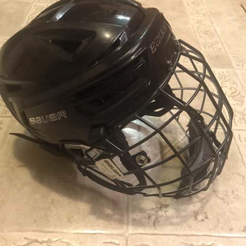 Black Used Medium Bauer Re-Akt Helmet Comb