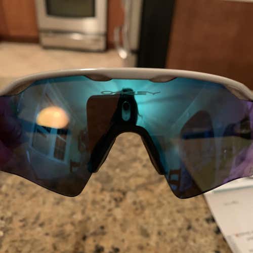 Blue Unisex Youth Oakley Radar EV Sunglasses