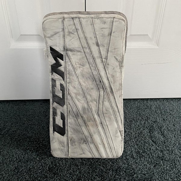 CCM Extreme Flex 3 Goalie Blocker Senior