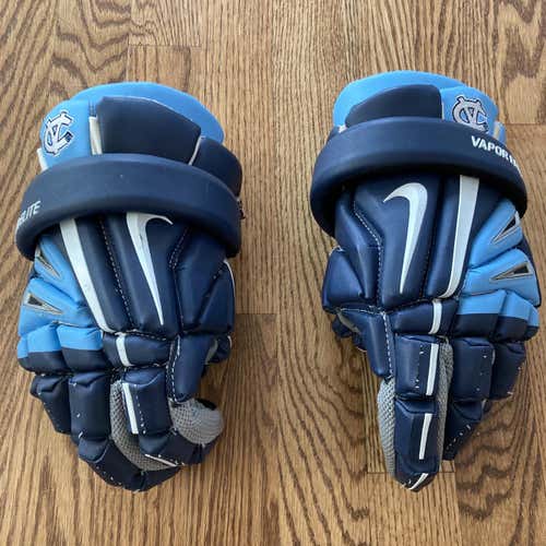 New UNC Nike Vapor Elite 13" Lacrosse Gloves