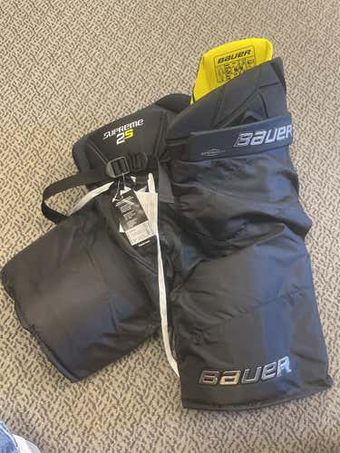 Black Senior Medium Bauer Supreme 2S  Hockey Pants