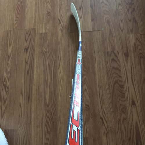 Senior Right Handed Vector 10 Mid Pattern  Hockey Stick