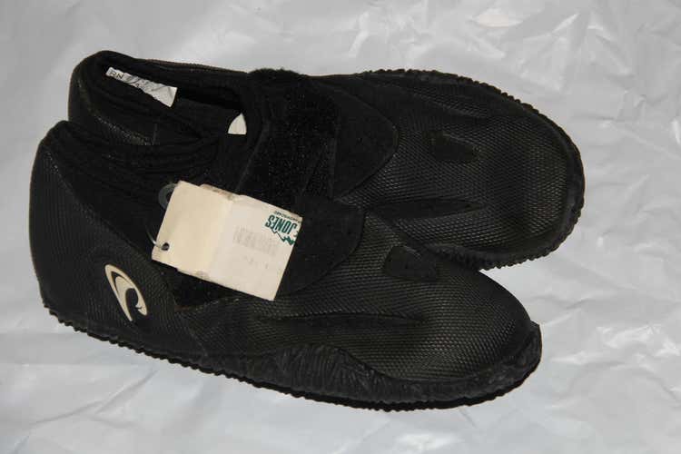 okespor water shoes surf shoes size 35/36 Euro NEW