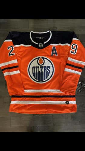 Leon Draisaitl Adidas NHL Oilers Jersey Medium
