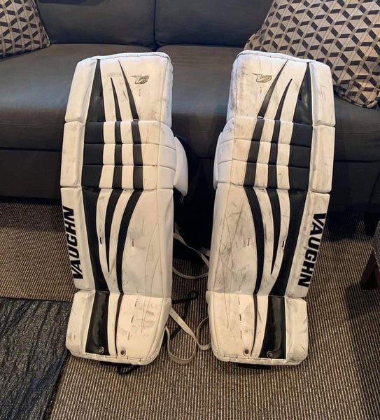 White Senior 34" Regular Velocity V7  Goalie Full Set