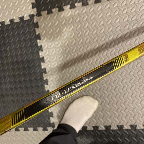Senior Right Handed Supreme Ultra Sonic Hockey Stick