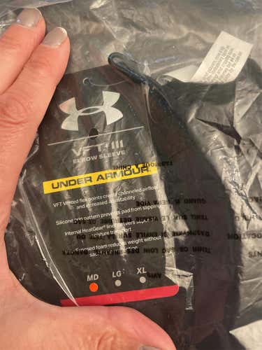 New Medium Under Armour VFT Plus Arm Pads