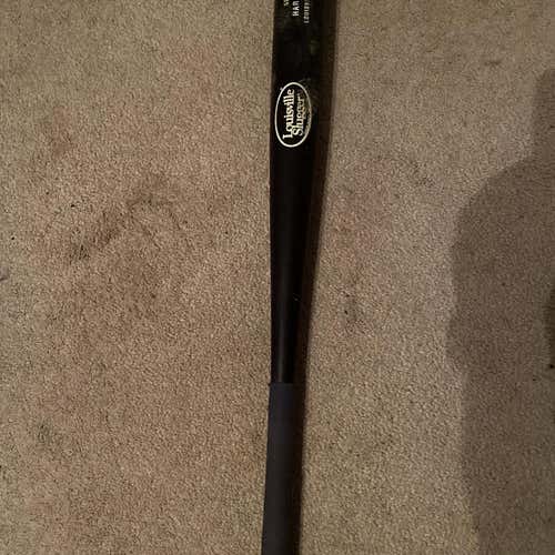 Louisville Slugger Genuine Hard Maple 28 “(-7.5) Bat