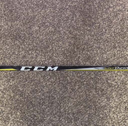 Senior Right Handed Super Tacks 2.0 Toe Pattern  Hockey Stick