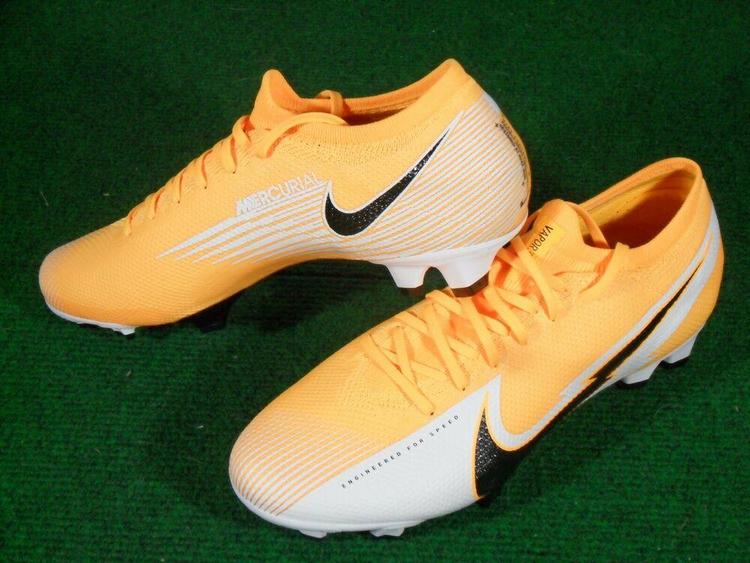 yellow nike cleats football