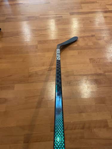 Senior Right Handed Nexus Geo Mid Pattern Pro Stock Hockey Stick