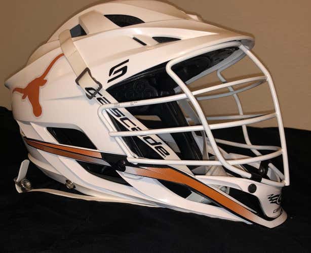 Adult Player's Cascade R Helmet