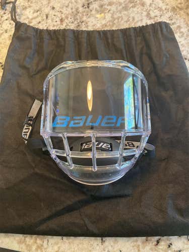 Used Bauer Concept 3 Bubble,Senior! With Included Anti Fog Spray!