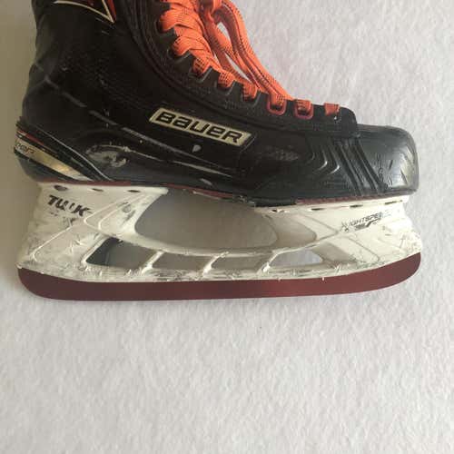 Senior Bauer Vapor 1X 2.0 Regular Width  Size 8 Hockey Skates