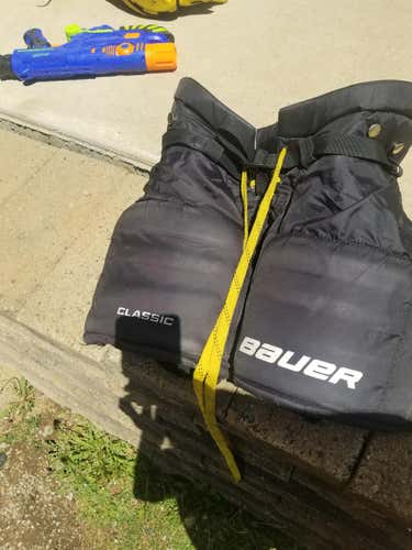 Junior Used Small Bauer Classic Hockey Goalie Pants