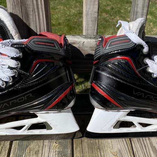 Senior Bauer Vapor 1X Regular Width Size 11 Hockey Goalie Skates
