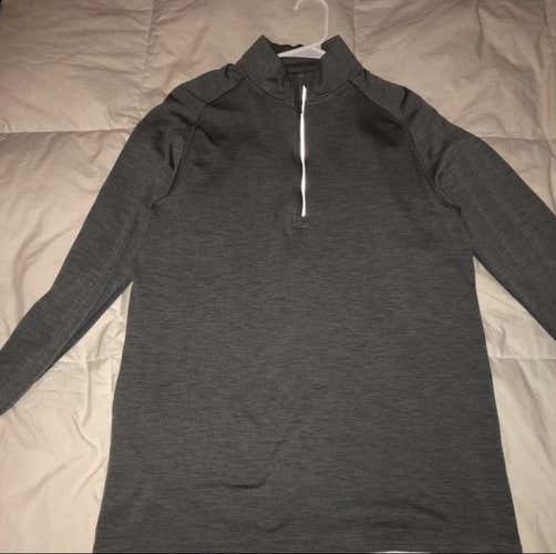 Lululemon Metal Vent Tech 1/2 Zip Gray (Medium)