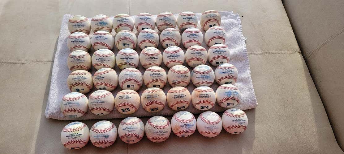 Major league baseballs used