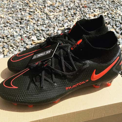 Black Men's Molded Cleats Nike Phantom GT Elite Cleats