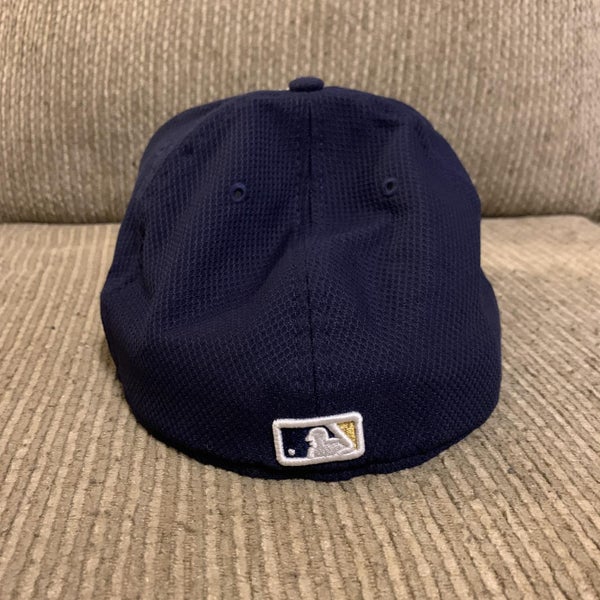 Milwaukee Brewers MLB New Era Diamond Era Classic 39THIRTY Flex Hat Blue M/L