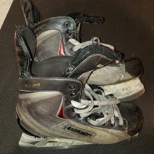 Used Senior Bauer Vapor x40 Hockey Skates Size 10D