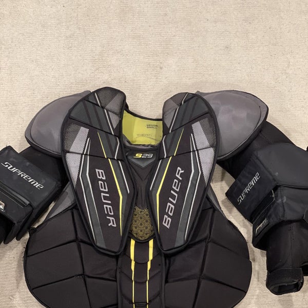 Senior Small Bauer Supreme s29 Goalie Chest Protector