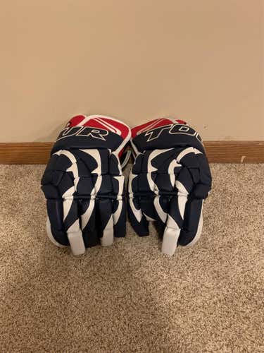 New Tour Lionheart USA Gloves