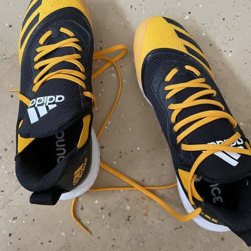 Black Men's Metal Low Cut