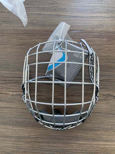 Senior M Bauer Profile RBE III Silver Cage