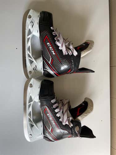 Junior CCM JetSpeed FT360 Regular Width Size 1 Hockey Skates