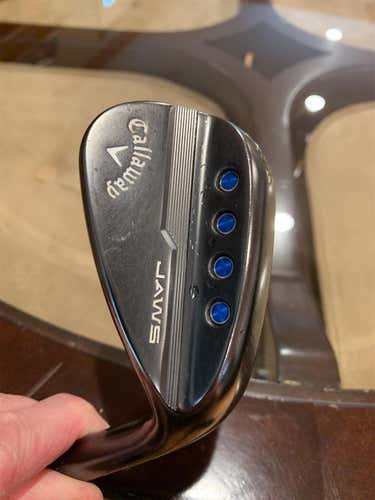 Callaway Jaws 54 Wedge. RH-Mid Size Grips.