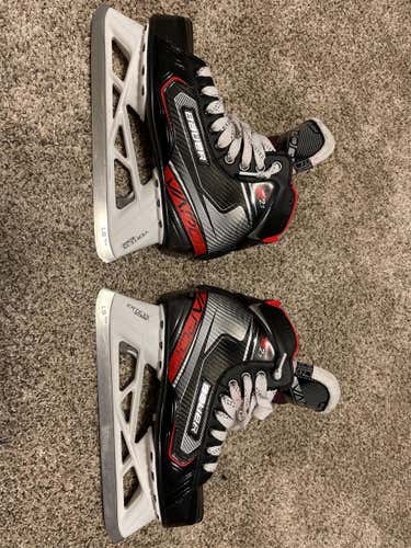 Senior Bauer Vapor x2.7 Regular Width  Size 7.5 Goalie Skates