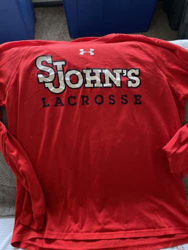 Red Used Men's Adult Large Under Armour Shirt