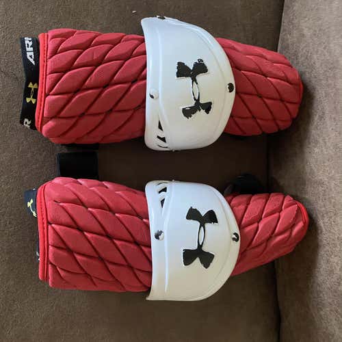 Used Large Under Armour Arm Pads