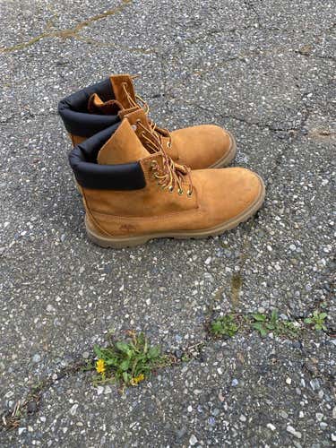 Men's Size 8.0 Timberland Boots