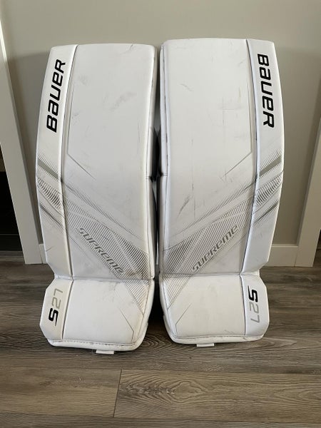 White Barely Used Senior 33+1" Bauer Supreme S27 Goalie Leg Pads (Like New)