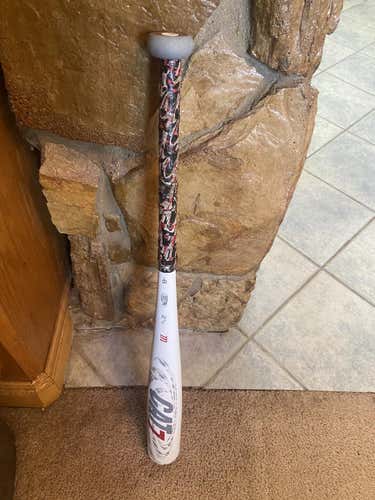 Used Kid Pitch (9YO-13YO) USSSA Certified Marucci Alloy CAT 7 Bat (-8) 22 oz 30"
