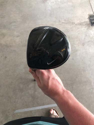 Men's Left Hand SQ Machspeed Black STR8-FIT Regular Flex 10.5 Loft Driver