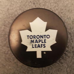 Toronto Maple Leafs Official Game Puck