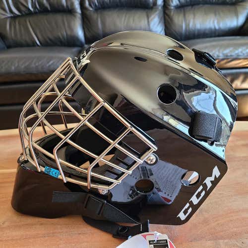 Black New Junior CCM 1.5 Goalie Mask